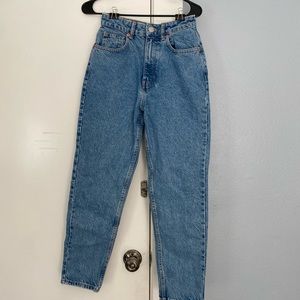 ZARA Mom Fit Jeans